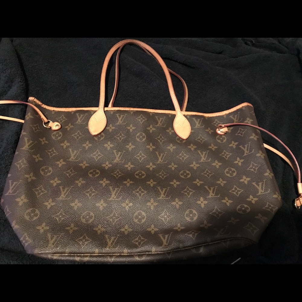 Authentic Louis Vuitton Neverfull MM